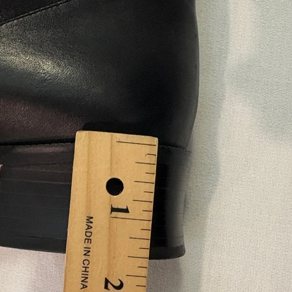 Elegant Black Leather Over the Knee Boots size 10 Nice Boots!